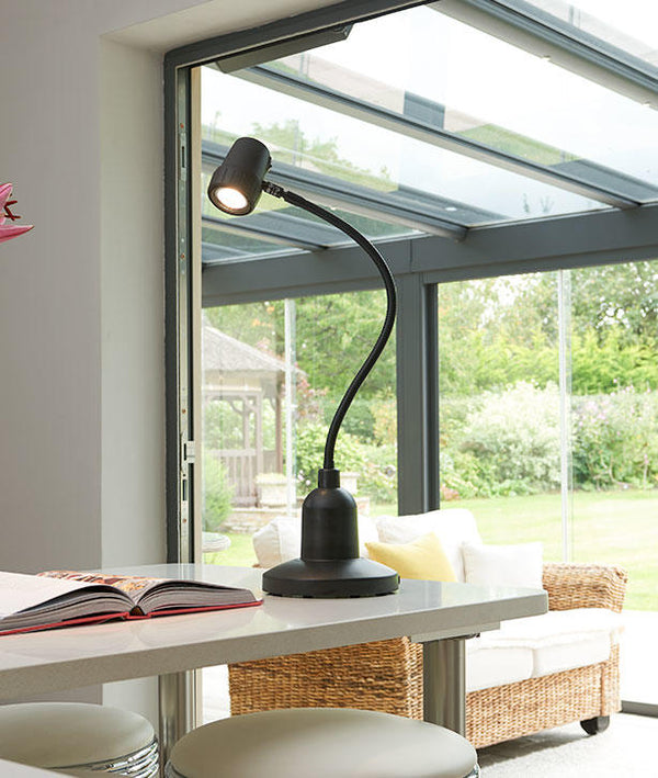 HD Essential Table Light
