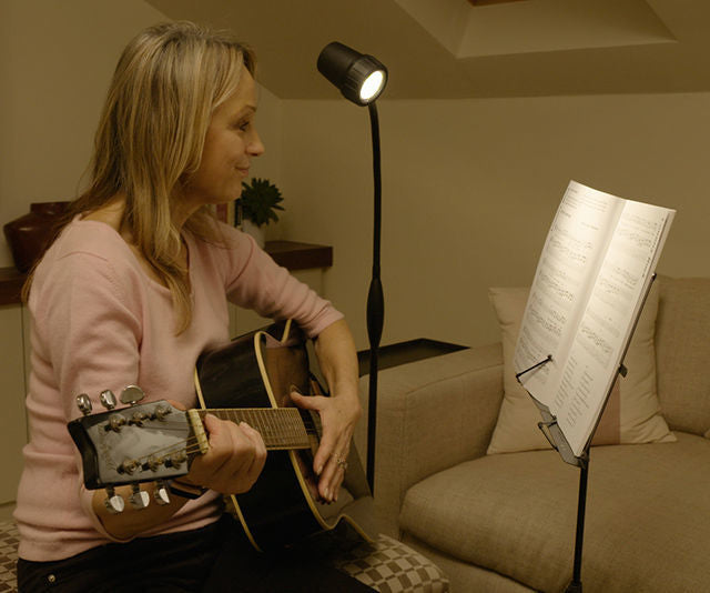 Woman playing guitar - HD Essential floor light